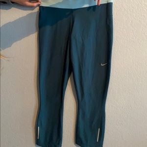 Nike capris
